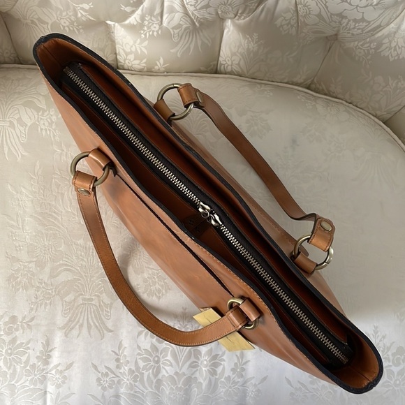 Brand New Patricia Nash Genuine Leather Distressed Vintage Alessano Tote Biscuit - Picture 8 of 16